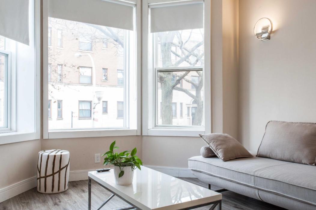 The Double Play! 1 Min Walk To Wrigley - 2Br - Perfect For Cubs Fans شيكاغو المظهر الخارجي الصورة