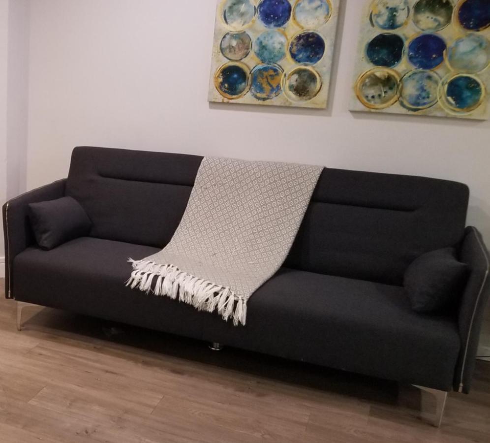 The Double Play - 1 Min Walk To Wrigley! Spacious 2Br - Perfect For Cubs Fans! شيكاغو المظهر الخارجي الصورة