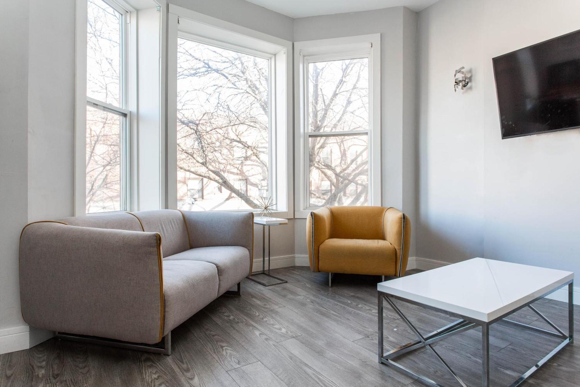 The Double Play - 1 Min Walk To Wrigley! Spacious 2Br - Perfect For Cubs Fans! شيكاغو المظهر الخارجي الصورة